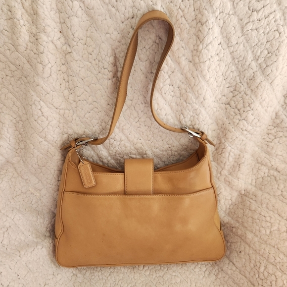 Vintage Coach  Tan Shoulder Bag - Picture 2 of 14